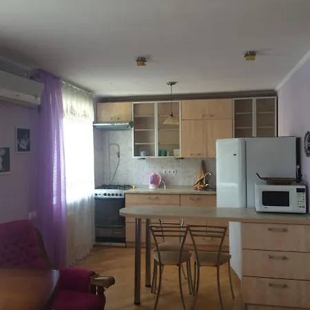 2-bedroom *