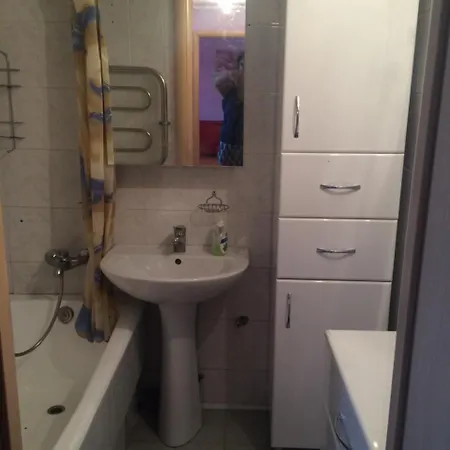 2-bedroom Apartment *